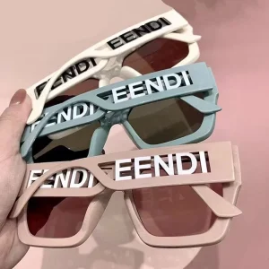 3945 Hot Selling Custom Retro Square PC Acetate Women’s Fashion Sunglasses UV400 Protection White Red Pink Champagne Colors