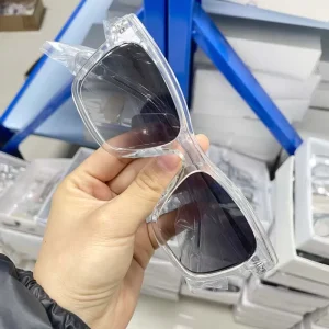 Acetate Women’s Retro Square Polarized Sunglasses with Glass Lenses