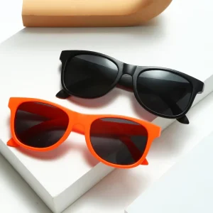 Classic Square UV400 Polarized Sunglasses for Children Boys Girls Blue Red Lightweight Floating Custom TPX Frame Yiwu