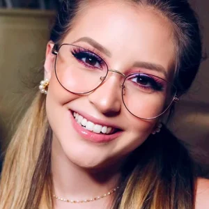 Classic Women’s Optical Frames with Anti-Blue-Light Lenses