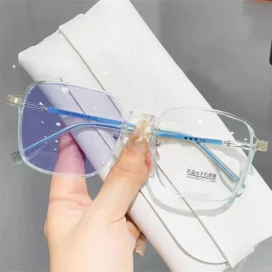Custom Logo New Fashion Photochromic Myopia Glasses Optical Glasses Frame Color Changing Anti Blue Light Woman Eyewear