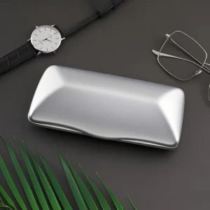 E88 Customized Fashion Glasses Storage Box Portable Anti Pressure Myopia Model T2022 Semi Hard Irregular Shape Solid