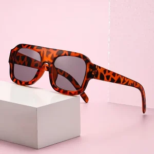Fashion Retro Square Big Frame Rectangle Green Sunglasses UV400 Protection Unisex European American Trendy Personalized