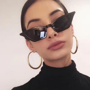 High quality Latest Style Unisex Colorful Fashion Small Frame Retro Sunglasses Cat eye UV400 Red