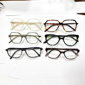 Hot Selling Premium Assort Acetate Spectacle Frame Lightweight Durable Plank Cat Eye Eyeglass Frame Solid Lens Stock Eyewear