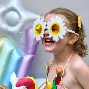 Kids Flower-Shaped Frame Sunglasses