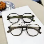 Lightweight Reading Glasses with Blue-Light Protection
