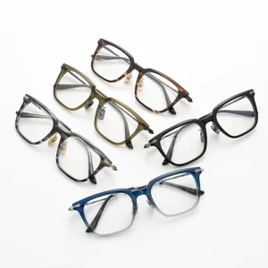 Lightweight Square Titanium Eyeglass Frames