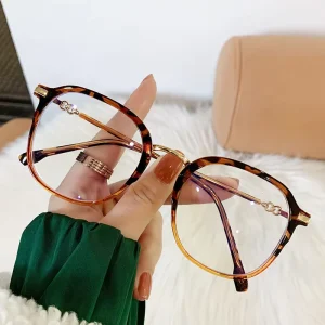 MK24041503 Hot Selling Retro Square Frame Elderly Women Eyewear Presbyopia Computer Anti Blue Light Reading Glasses