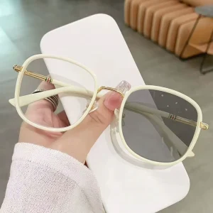 MK24070103 Metal Square Anti-Blue-Light Blocking Photochromic Reading Computer Eyeglasses with Prescription