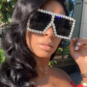 MP57055 Oversized Crystal Diamond Sunglasses for Women