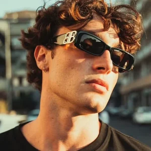 Men Square Frame Sunglasses Men’s Bright Black Fashion Trend Sunglasses Suitable for Taking Pictures