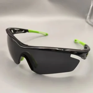 Men’s Outdoor Cycling Sunglasses with Soft Nose Pads Comfortable Polarized UV400 Sports Eyewear Sunlightproof PC Frame