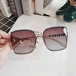 Men’s Oversized UV400 Sunglasses with Temple Design