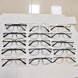 Metal Optical Frames Stock Clearance Mixed Trendy Durable Lightweight Unisex Stylish Daily Wear Eyeglasses Frame Eyewear