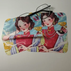 Microfiber Lens Cleaning Cloth for Eyeglasses and Sunglasses with Custom Printing