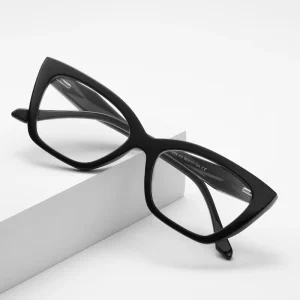 Model LS004 Transparent Cat-Eye Optical Frames for Women