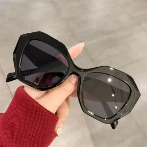 New Design Frame Personality Sunglasses Unisex Customize Adult Factory Price Sunglasses Designers Woman Brand