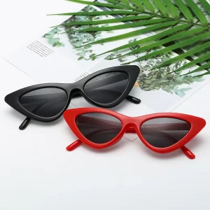New Fashion UV400 Womens Sunglasses Cool Cat Eye Gafas De Sol in 11 Colors White Red Transparent Frames Made of PC Material