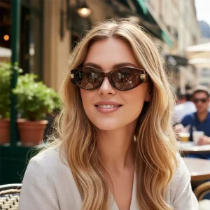 New Fashionable square Versatile Unique Sunglasses UV400 Full Rim Light Weight for Both Men Women High end Elegant Trendy