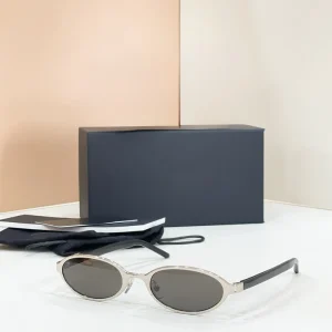 New Men Women Sunglasses European High End Brand Design Luxury Fashion UV400 Sunglasses CH2210 Polarized Sunglasses