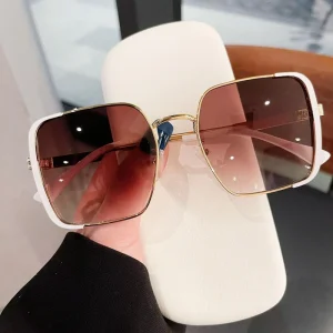 New Polarized UV resistant Metal Frame Square Sunglasses Women’s Korean Style Personalized High end Men’s Street Shooting