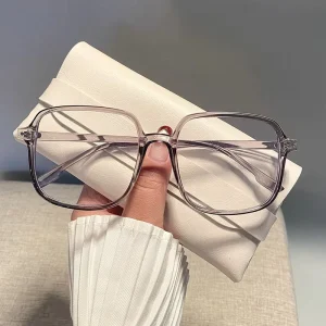 New Style Retro Square Frame Eyeglasses Frame Fashion PC Vintage Women’s Glasses