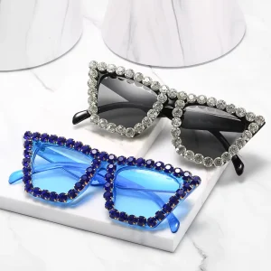 Oversized Letter Rhinestone Square Women’s Polycarbonate Diamond Sunglasses