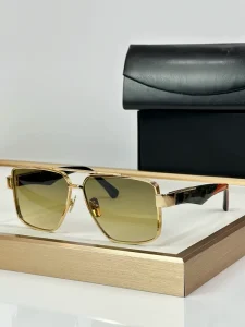 Oversized Metal Square UV400 Sunglasses for Women