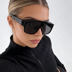 Oversized One-Piece UV400 Black Square Shield Sunglasses with Flat Top