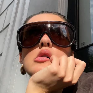 Oversized UV400 Frame Fashion Sunglasses Cool Trendy Personalized Windproof Men Women European American Cross Border