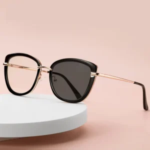Photochromic Anti-Reflective Reading Glasses