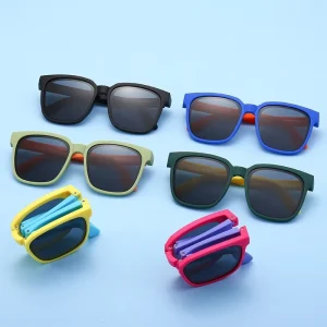 Polarized Foldable Children’s Sunglasses for Outdoor Use