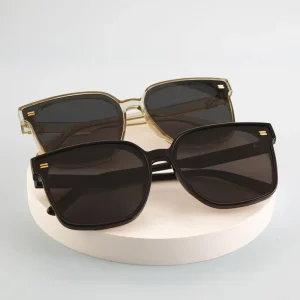 Polarized Sunglasses Stylish and Versatile for Both Men and Women Featuring Advanced Sun protection and Shading Eyeglasses