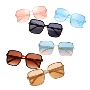 Retro Gradient UV Protected Square Sunglasses for Women Transparent White Red