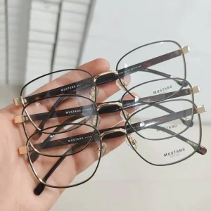 Retro Metal Optical Frames Stock Clearance Mixed Trendy Durable Lightweight Unisex Stylish Daily Wear Eyeglasses Frame Eyewear
