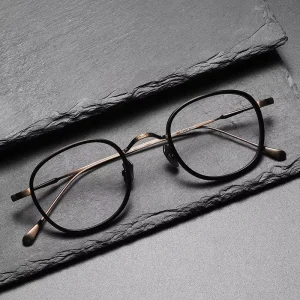 Retro Square Pure Titanium Optical Eyeglasses Frames for Men and Women