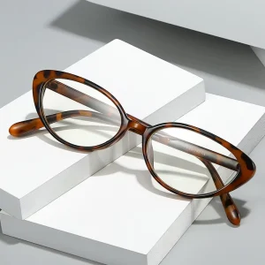 Retro Style Cat’s Eye Myopia Glasses Polygonal Frame Women’s Plain Anti Blue Light Eyeglasses Men’s Solid Glass