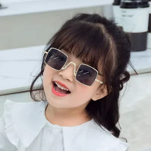 Small Square Kids Fashion Sunglasses Boys Girls Metal Frame Punk Sun Glasses UV400 Children Party Eyewear