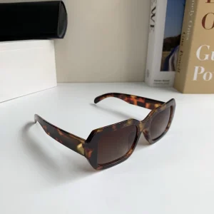 Square-Frame UV Protection Polarized Sunglasses Casual Wear Women