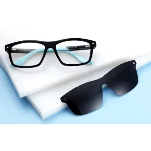 Square Full-Rim Sunglasses with UV400 Protection, TAC Lenses, Lightweight Frame, Glasses Case