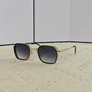 Square Gradient Lens Metal Sunglasses for Women and Men UV400