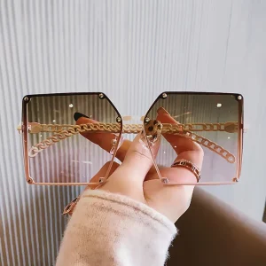 Sunglasses with Metal Chain Frame Women’s Square Gradient Shades