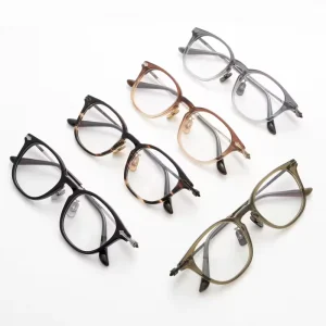 Thin Square Titanium Eyeglasses Frames with Adjustable Nose Pads