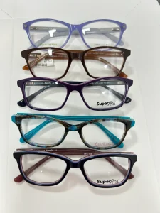Trendy Transparent Eyeglass Frames for Women and Men Retro Square and Round Styles Anti-Blue-Light Eyewear