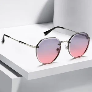 UV-Protected Gradient Black Unisex Sunglasses