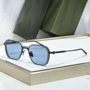 UV400 Vintage Oversized Polarized Sunglasses with Lightweight Frames for Men and Women