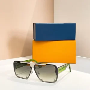 Vintage Metal Frame Gradient Green Lenses Sunglasses for Men Original Sun Glasses Retro Cool Fashion UV400 Ladies Shades