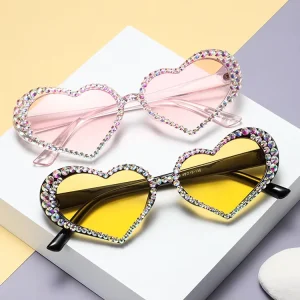 Women New Design Colorful Oversized Shades Pink Heart Fast Glasses Rhinestone Fashion Sunglasses for Ladies