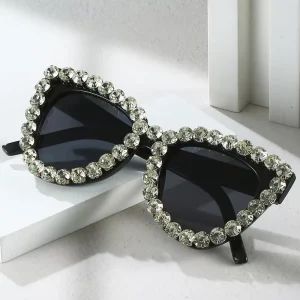Women’s Cat-Eye Heart-Shaped Sunglasses with UV400 PC Frame